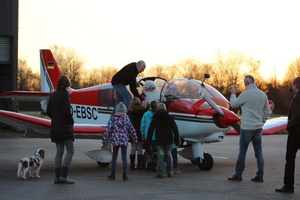 Weihnachtsfeier 2016 - Hero image 1