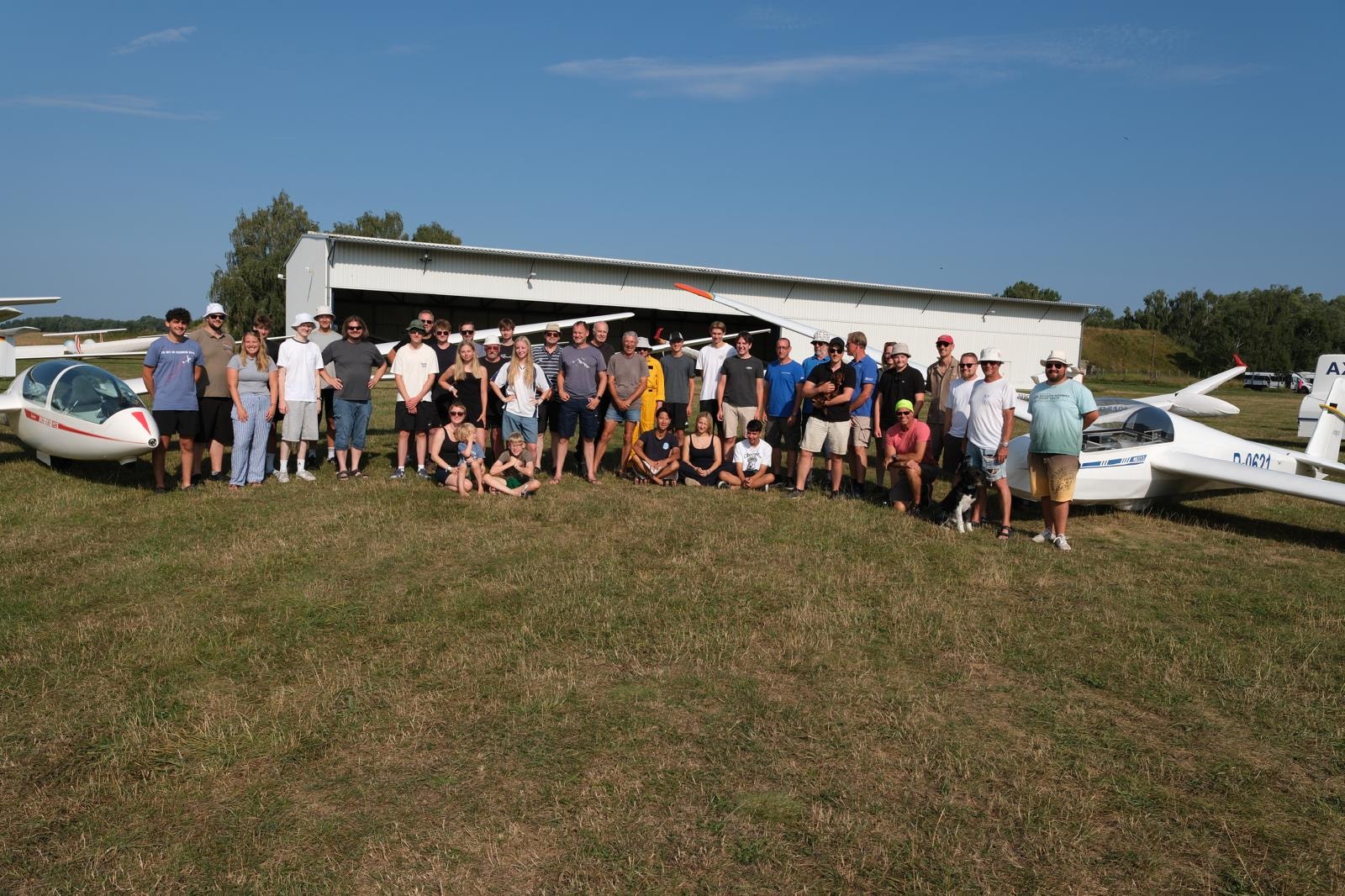 Fliegerlager Neuruppin 2026 – zwei Wochen Flugbetrieb und erste Alleinflüge - Hero image 1