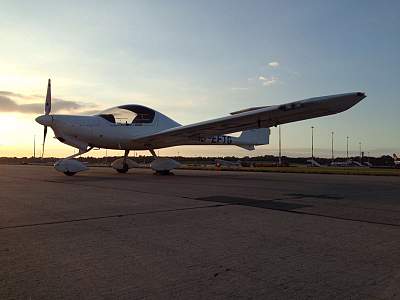 Bild "Flugzeugpark & Co:katana.JPG"